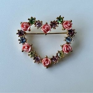 Vintage Avon Flower Heart Pin Brooch